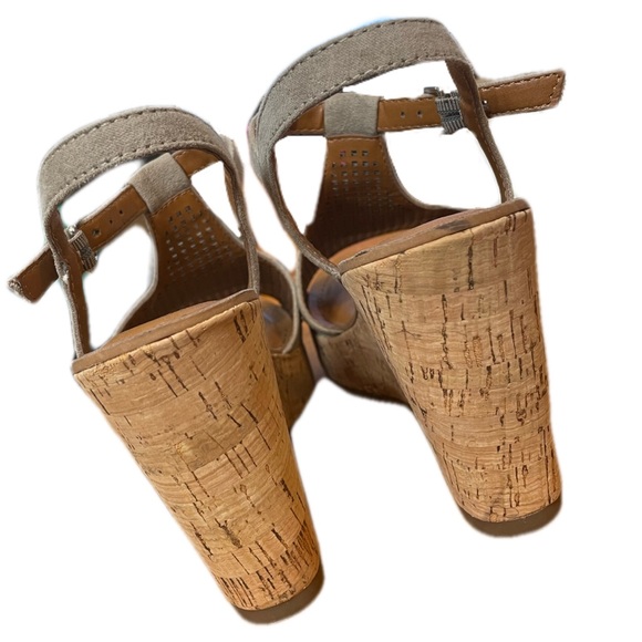 FRANCO SARTO CLINTON TAUPE SLING BACK PLATFORM CORK WEDGE LEATHER SUEDE CUTOUT - Picture 4 of 8